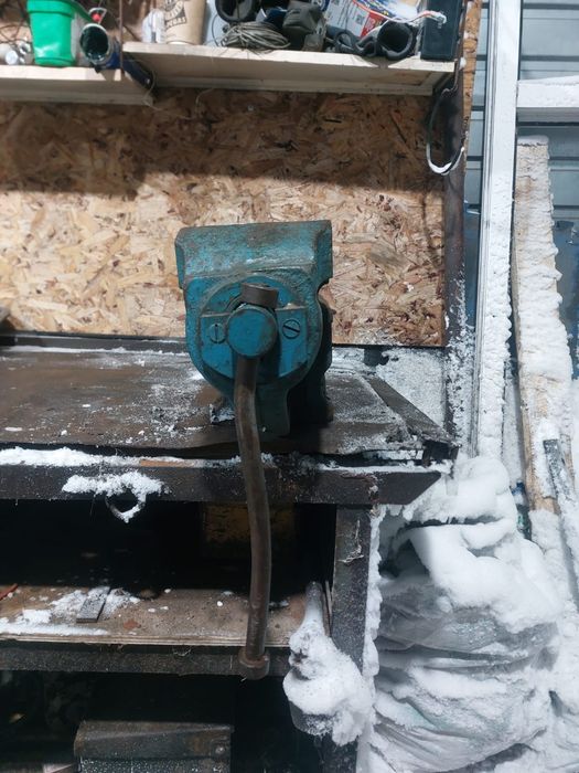 Тиски, советские, мощный