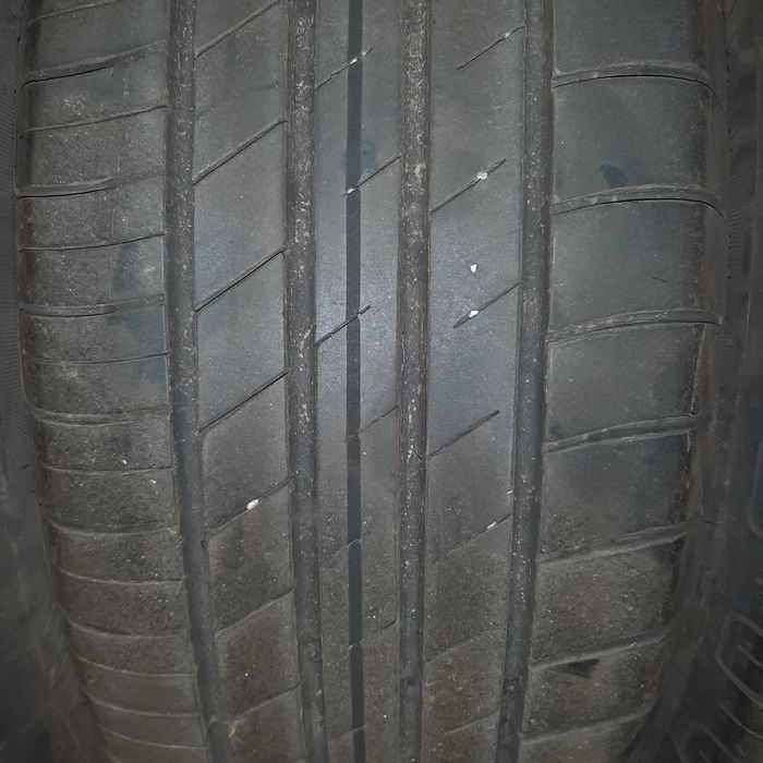 215 60 17 Good Year Efficient Grip 4бр летни дот 3822