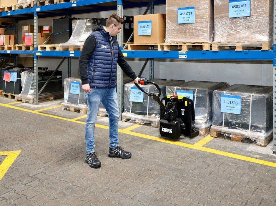 Transpaleta electrica Liza electrica CLARK GERMANIA 1500KG PREMIUM