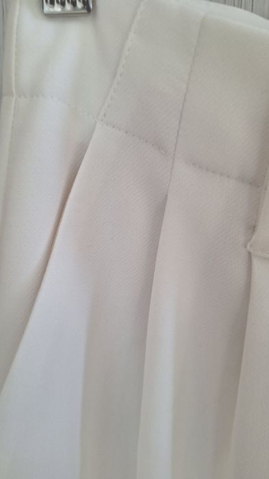 Pantaloni dama din stofă