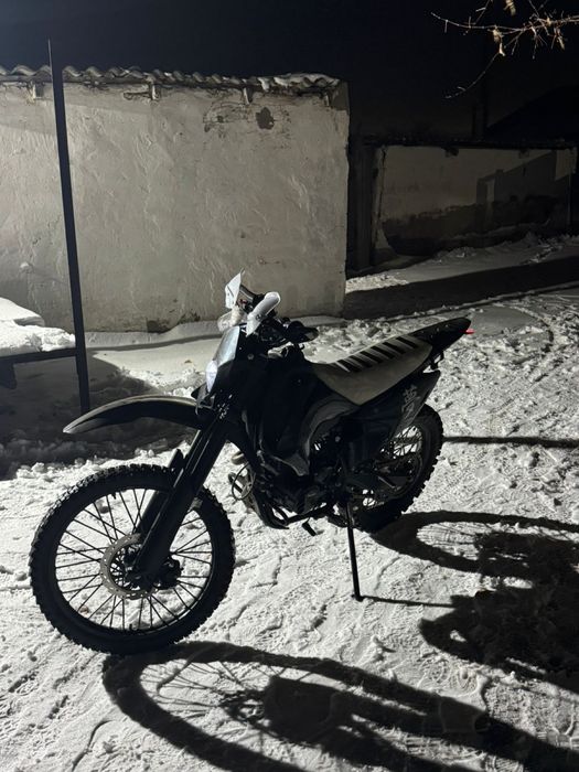 Продам эндуро 300куб