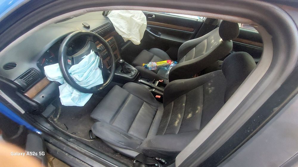 Ауди А4 B5 1.6 На части