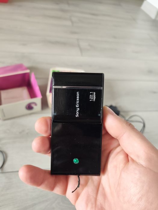 Sony Ericsson Satio U1i