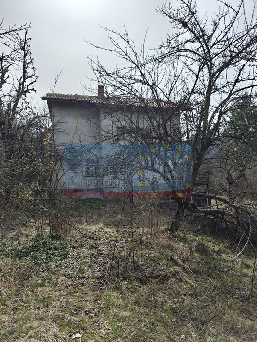 Къща в с. Кленовик