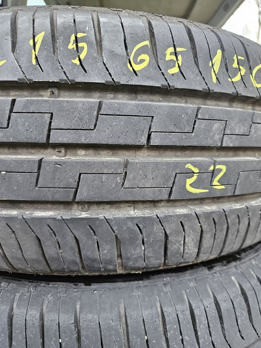 Гуми 215/65/15С 2броя