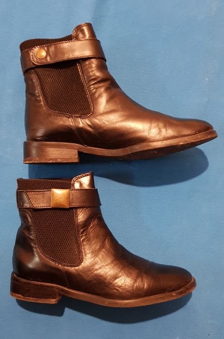Ghete damă de piele