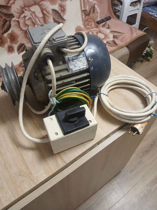 Vand  motor monofazic