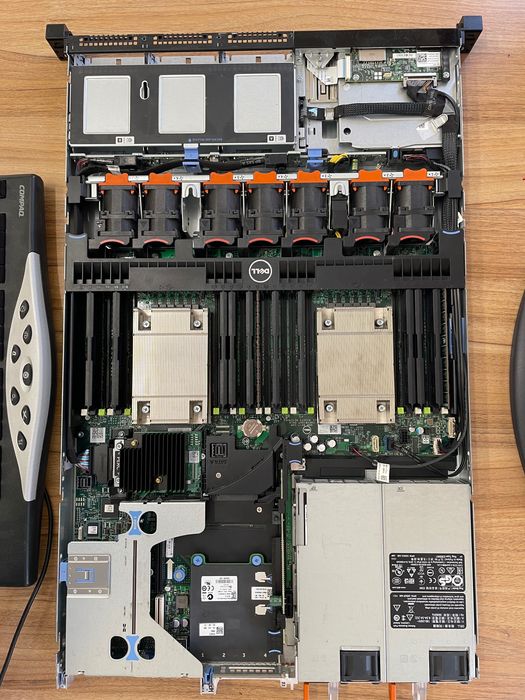 Сървър Dell R630 - 2x E5-2670v3 32GB DDR4 RAM 2x750W PSU