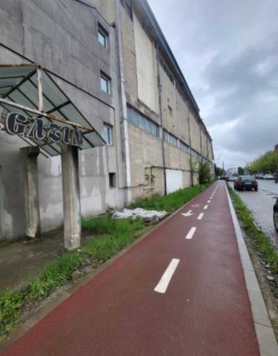 Bistrita - cladire comerciala 4785 mp, destinatii multiple