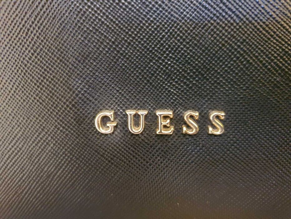 Чанта GUESS, черна, естествена кожа