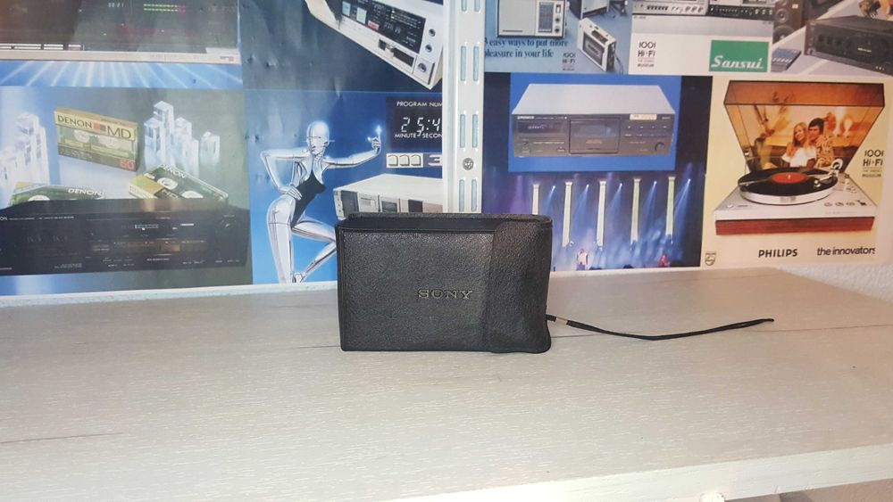 Din colectia personala cel mai mic radio Sony ICF SW20 (Made in Japan)