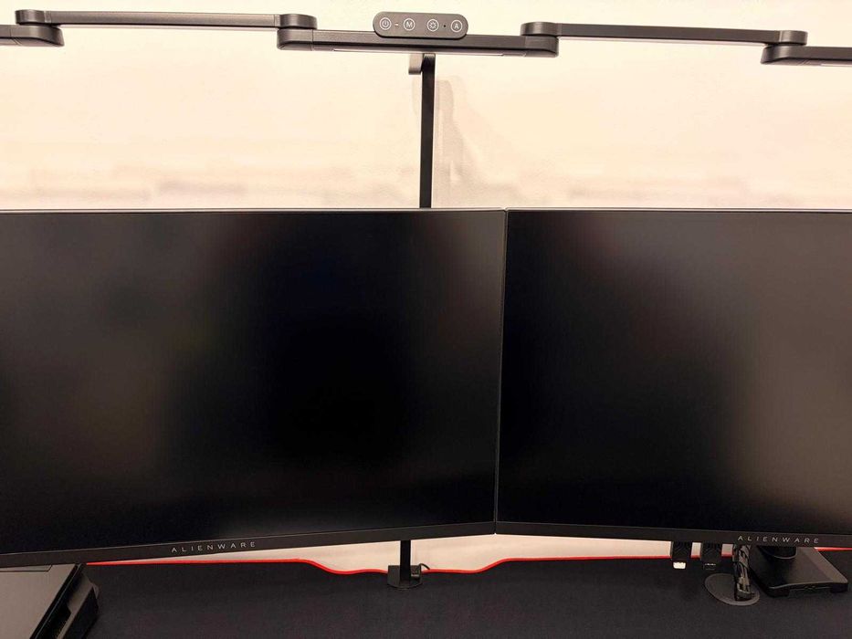 2 x Monitoare Gaming IPS LED Dell Alienware 27" AW2724DM, QHD (2560 x 1440), HDMi, DisplayPort, Pivot, 180 Hz, 1 ms (Negru) - GARANTIE
