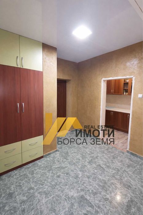Продава се Двустаен апартамент в Търговище, Център - 55 кв.м за 603 €/кв.м - Снимка #3