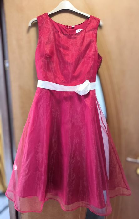 Rochie Bonprix rosie 15 ani.
Ca