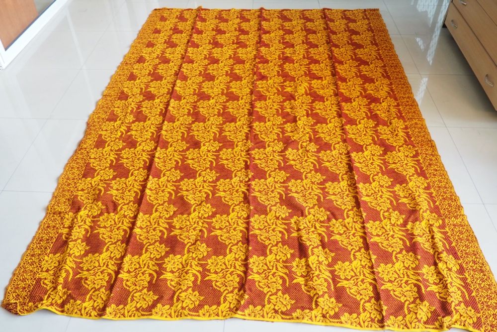 Покривала, килими, черги