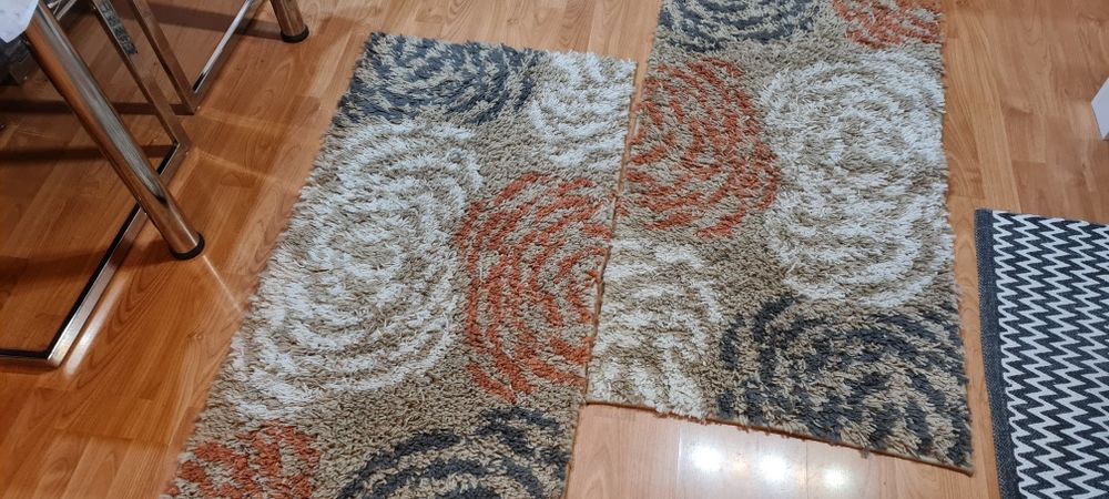 2 броя рошави  килимчета Shagi , размер 60/110