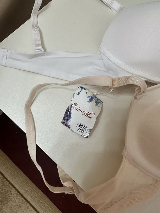 Продается новые бюстгальтеры с пуш апом