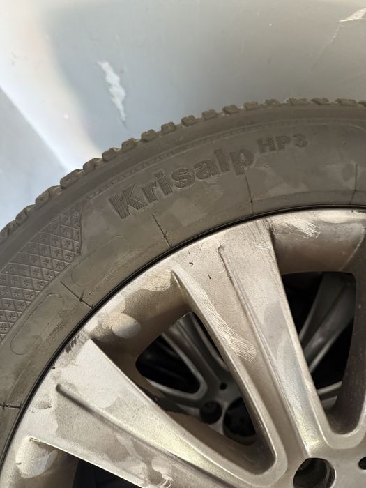 Джанти със зимни Гуми 225/55/17 мерцедес w213