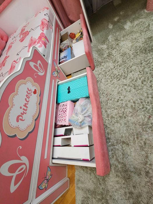 Продам кровать детскую