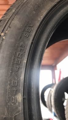 245/45/17 Dunlop M+S