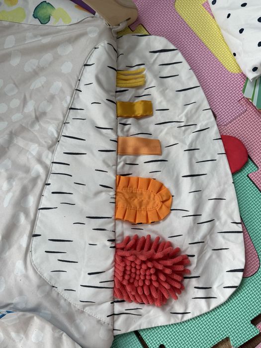 Lovevery play gym/ centru de activitati pentru bebelusi