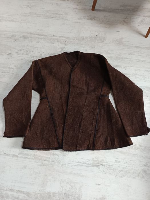 Продавам автентични носии и други неща от шопският край