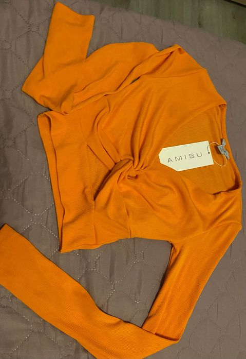 Елегантна дамска блузка