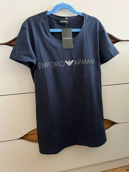 Дамска тениска Emporio Armani Underwear - чисто нова