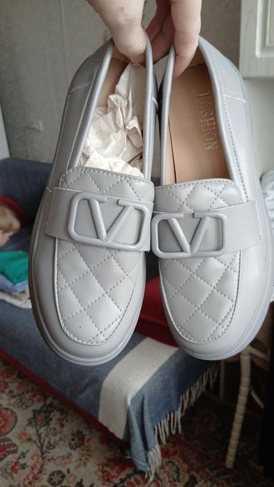 Вещи б/у по 500 по 2500