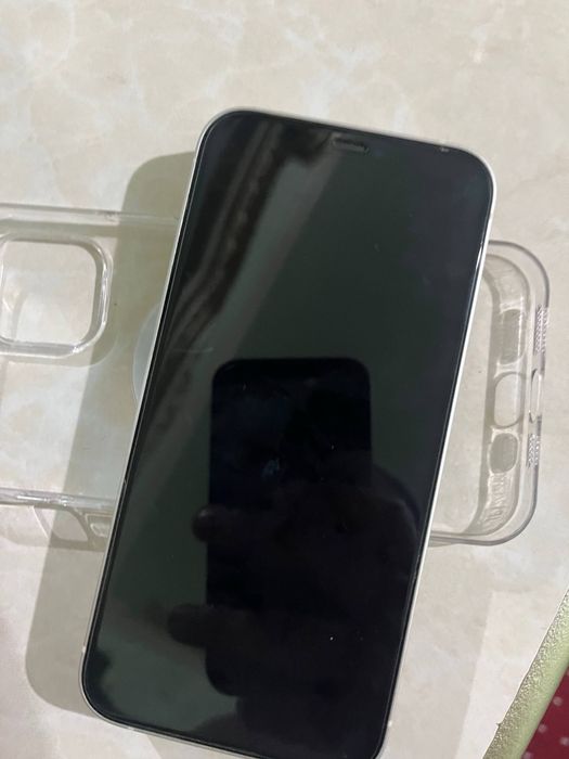 iPhone 12 holati a’lo
