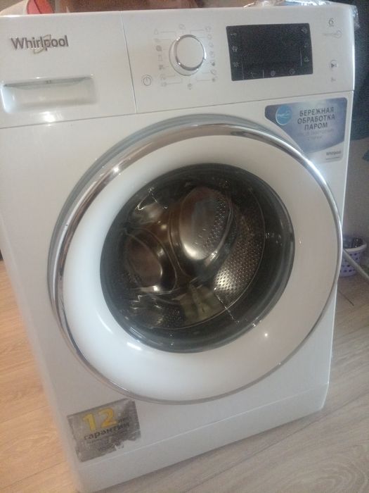 Продам стиральную машину whirlpool