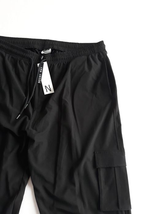Pantaloni Noisy May cargo