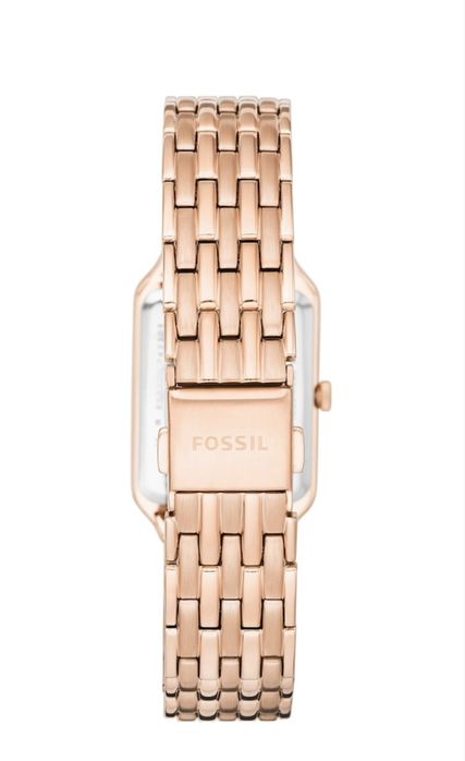 Fossil часовник, нов