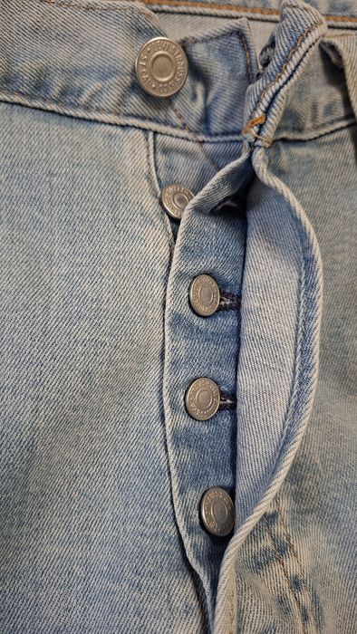 Культовые джинсы Levi's 501