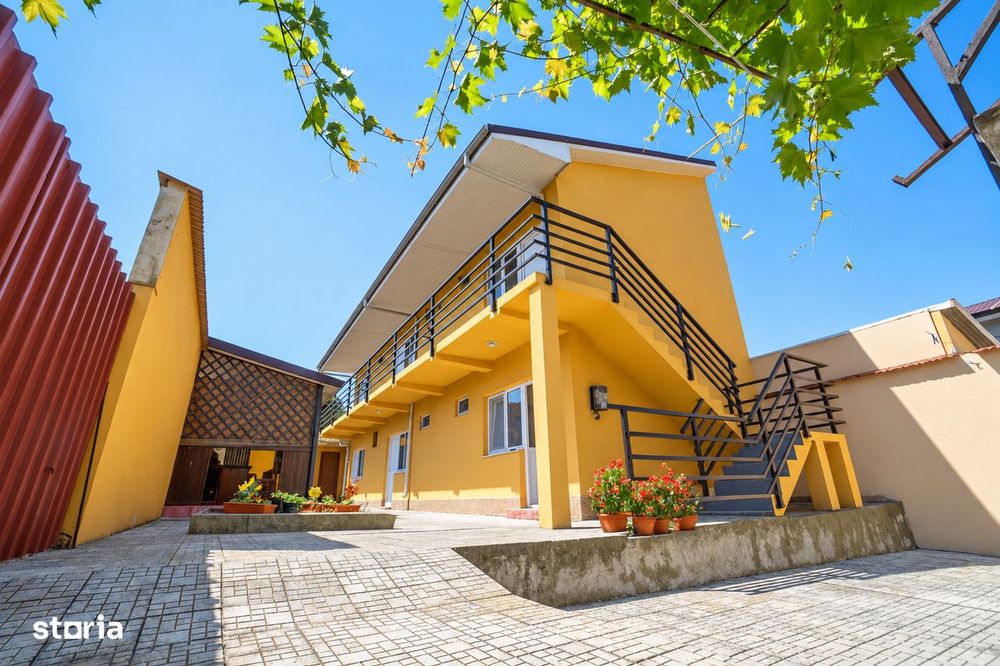Vilă cu două corpuri – locuință și potențial de cazare