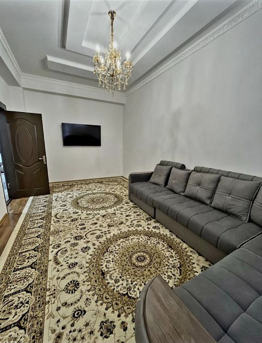 Срочно продаётся 2/4/4 Феруза эко базар гнекалогя 52500