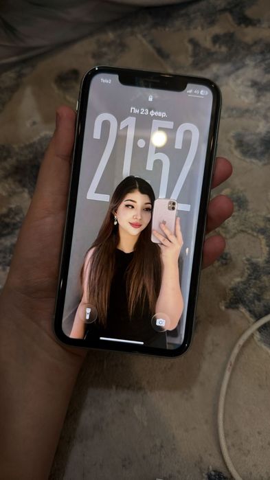 Продается айфон 11,