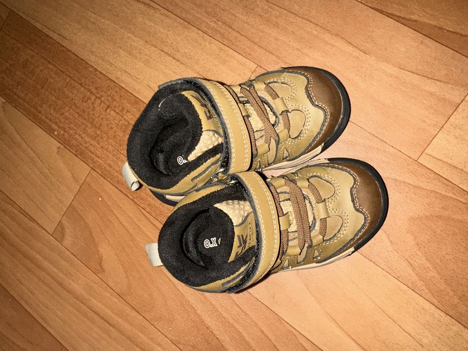 Детские осенние ботинки