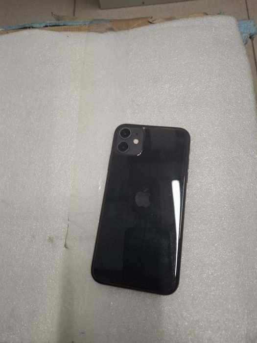 Продаётся айфон 11