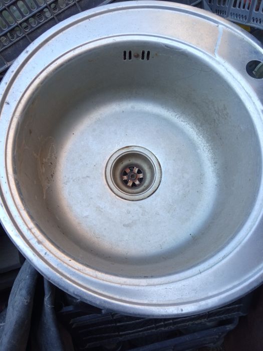 Продам мойки на кухню