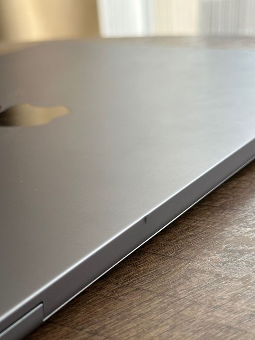MacBook Air 13 инча M3 2024 – 16GB RAM 512GB SSD