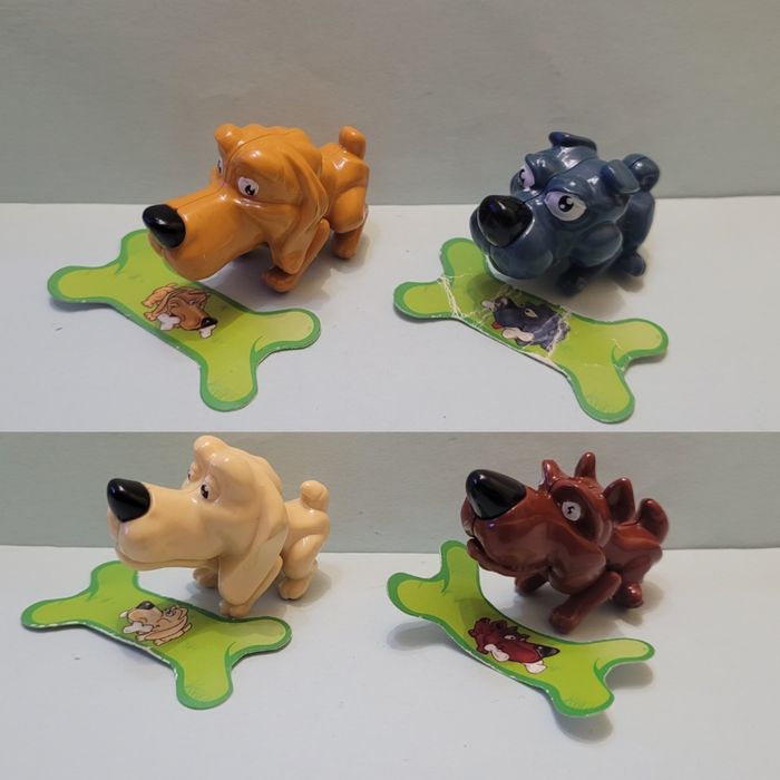 Серии Kinder Surprise из 4-х игрушек