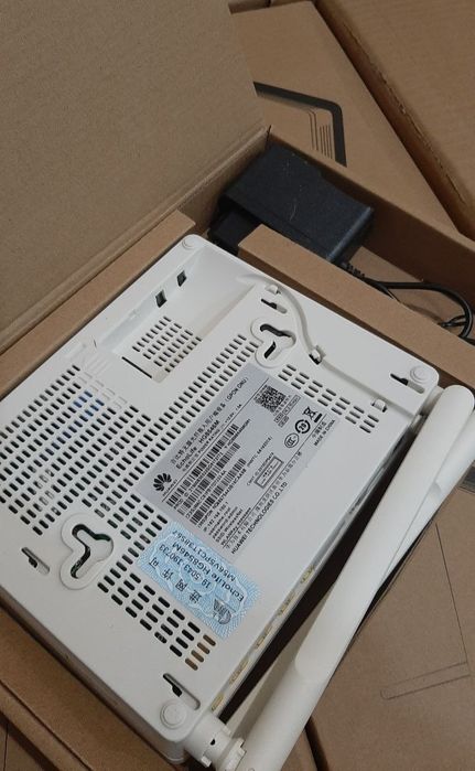 HUAWEI HG8546M GPON 2*5dbi LAN 1 GbE