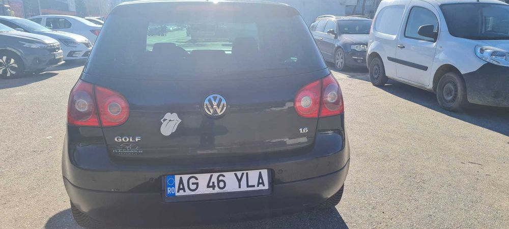 Wolkswagen Golf V 1.6 MPI-105 CP