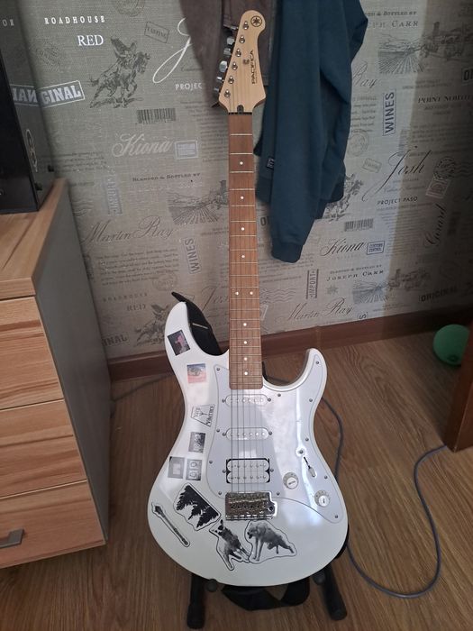 Электрогитара Yamaha Pacifica 012 White
