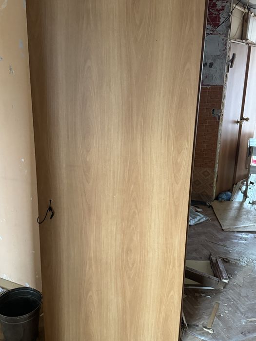 Продам межкомнатный двери