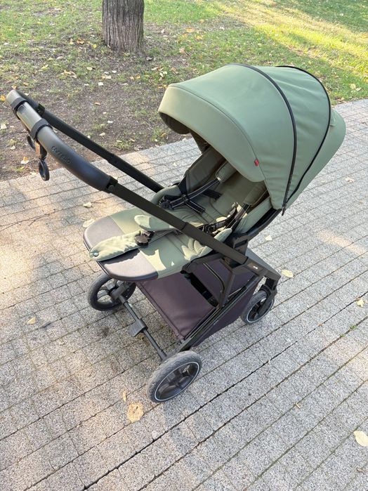 Carrelo лятна количка