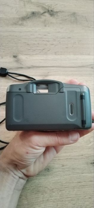 Продаеться плёночный фотоаппарат Canon Prima Bf-9s