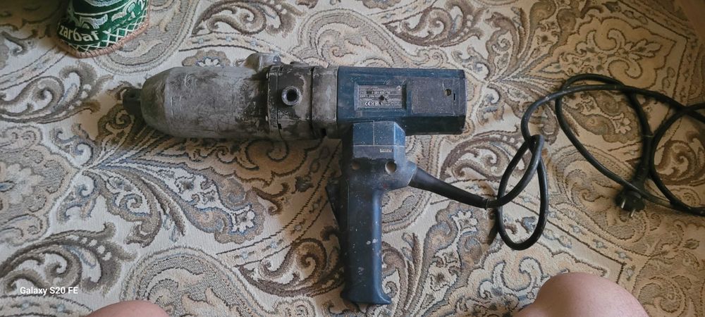 Болтаверт Bosch б.у состояние среднее