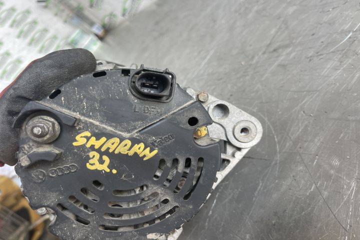 Alternator 8EL737593 / 8EL 737 593 Volkswagen VW Sharan prima generat